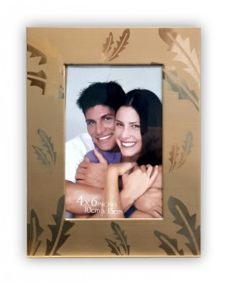 Fotorámeček kovový A6. 10 x15 cm, B7